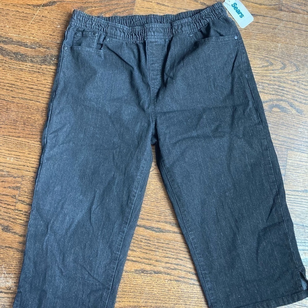 Sears Capri jean shorts size 8